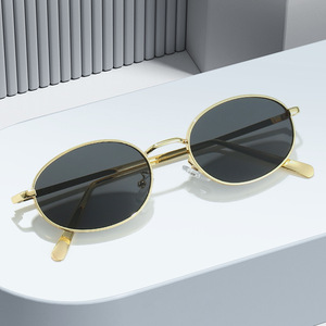 Nouvelles Lunettes de <span class=keywords><strong>Soleil</strong></span> Rétro Punk 2026 pour Femme, Monture Métallique Elliptique Tendance, Protection UV400 pour Homme, Style Steampunk - Product Image 1