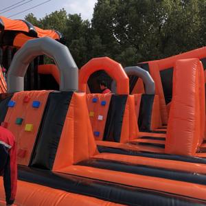 QIQI Pista de Obstáculos Inflable Comercial de 50 pies, PVC Ignífugo de 0.55mm, Capacidad de 2000kg, Ecológico para Alquiler de Eventos, Directo de Fábrica - Product Image 4