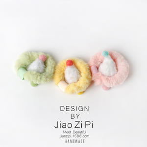 Coletero de Felpa con Diseño de Helado de Dibujos Animados para Otoño e Invierno, con Perlas y Forma de Cono, para Niñas y Estudiantes - Product Image 3