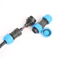 Sp11 Sp13 Sp17 Sp21 Sp28 Ip68 Connecteur étanche 2 3 4 5 6 7 8 9 10 12 16 17 20 24 Prise intelligente filetée 26 broches
