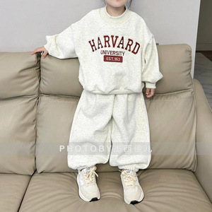 Nuevo Conjunto de Dos Piezas de Invierno para Niños y Niñas, Sudadera Holgada Informal con Estampado de Letras Simples, Forro Polar, Ropa Infantil Cómoda - Product Image 2
