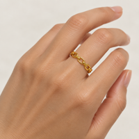 Bague de cocktail vintage plaquée or avec sertissage clos en rubis naturel ovale, bijoux unisexes pour mariage et fiançailles