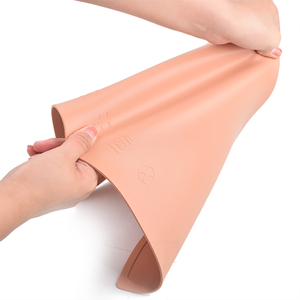Eversoul Tapis de table pour bébé antidérapant de qualité alimentaire, tapis en silicone imperméable, tapis de table pour enfants - Product Image 4