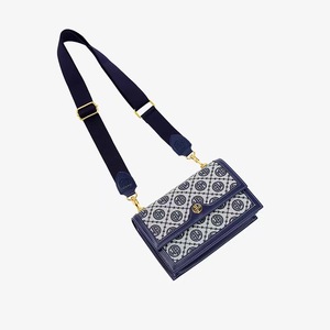 กระเป๋าสะพายข้างผ้าใบรูปตัวอักษรสำหรับผู้หญิงกระเป๋าคาดลำตัวหรูหรา - Product Image 6