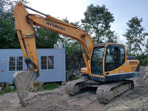 Excavatrice Hyundai R220LC-9 d'occasion, 22 tonnes, excavatrice sur chenilles robuste, matériel de construction d'occasion. - Product Image 6
