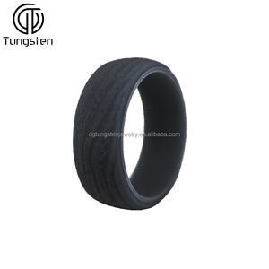 Bague de mariage tendance en <span class=keywords><strong>silicone</strong></span> de 8,7 mm avec texture d'écorce pour homme, bague de sport, bijoux, logo personnalisé - Product Image 5