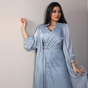 Elegante Abito Lungo in Poliestere per Primavera e Autunno, Set Abaya Musulmano con Cappotto e Gilet, Vestito Chic ed Elegante per Feste di Compleanno e Serate di Gala - Product Image 4