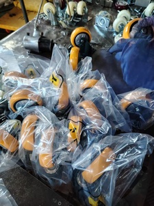 <span class=keywords><strong>3</strong></span> Zoll Schwenkbare Lenkrollen mit Bremse Orange Industrierollen für Transportwagen Stangenrollen - Product Image 6