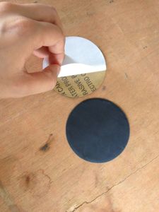Papel de <span class=keywords><strong>lija</strong></span> de colores, repuesto reemplazable, <span class=keywords><strong>precio</strong></span> de fábrica, venta al por mayor, almohadillas de papel de lijado, Lima de pie negro - Product Image 3