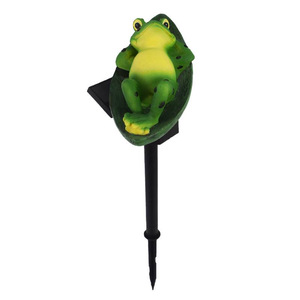 Lampe solaire de jardin en forme de grenouille, étanche, LED, décorative, pour cour, patio, paysage, en résine, alimentée à l'énergie solaire - Product Image 4