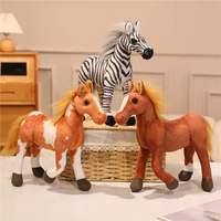 Figurine de cheval réaliste en peluche en gros, poupée mignonne en peluche douce en coton PP, jouet animal en peluche à longues pattes, grande taille, anniversaire