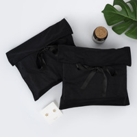 Enveloppes en gros, logo personnalisé, sac en velours noir, texture douce, fermeture à cordon, emballage cadeau pour bijoux, sac en velours noir