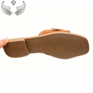 High-quality Casual Fashionable Durable Soft-soled Slip-on Women's Sandals Slippers Lightweight Women <b>Shoes</b> Comfortable Sandals - Product Image 6