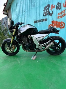 Kawasakia Z1000 Vintage <span class=keywords><strong>Cafe</strong></span> <span class=keywords><strong>Racer</strong></span> <span class=keywords><strong>1000cc</strong></span> Haute Puissance Moto de Croisière Rétro Personnalisée - Product Image 1