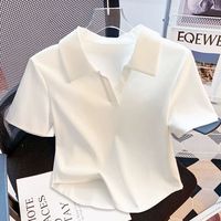 Chemise polo blanche élégante pour femmes, manches courtes, coupe ajustée, t-shirt en coton pour streetwear