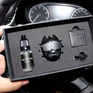 Clip Magnético con Aroma para Coche, Diseño <span class=keywords><strong>Bulldog</strong></span>, Decoración Interior Moderna, Sensor de Vibración, Perfume para Ventilación - Product Image 1