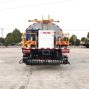 Camion Distributeur d'Asphalte Dongfeng 4x2 11CBM à Prix d'Usine pour la Vente - Product Image 6