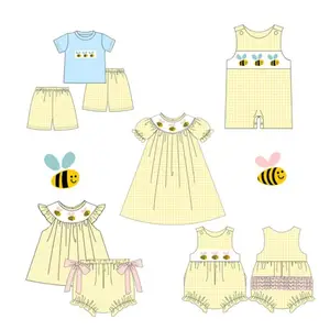 도매 꿀벌 아플리케 의상 키즈 프릴 버블 어린이 노란색 깅엄 훈제 원피스 프랑스어 매듭 반바지 의류 세트