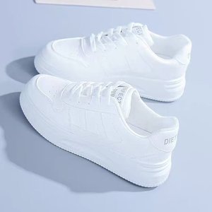 Sneakers Primaverili da <span class=keywords><strong>Donna</strong></span>, <span class=keywords><strong>Scarpe</strong></span> <span class=keywords><strong>Sportive</strong></span> Piatte, Sneakers Casual Versatili con Plateau, <span class=keywords><strong>Scarpe</strong></span> da <span class=keywords><strong>Donna</strong></span> di Design - Product Image 4
