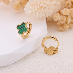 Vente en gros de boucles d'oreilles en acier inoxydable de qualité supérieure, vente chaude, créoles plaquées or avec zircon, nouveaux produits tendance pour les occasions de cadeaux - Product Image 6