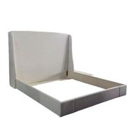 Offre Spéciale personnalisé Style Antique taille reine pin bois lit cadre haute qualité lin tissu moderne Design traditionnel stockage