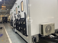 Toilettes mobiles préfabriquées écologiques de conception moderne pour l'extérieur, avec structure en panneaux sandwich et postes en tôle galvanisée, garantie 1 an