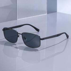 Nouvelles lunettes de soleil polarisées carrées de style européen pour hommes, monture en métal, protection UV400, verres TAC, couleur noire, conduite en extérieur - Product Image 5