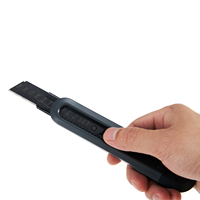 Couteau utilitaire de bricolage de qualité supérieure avec lames de 9mm et 18mm de large ouvre-boîte Exacto et couteau pour l'artisanat de bureau à domicile OEM personnalisable