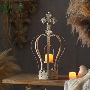 Candelabro de Metal Estilo Corona Vintage Francés, Decoración para Mesa de Boda - Product Image 1
