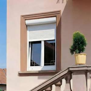 Fenêtre à battants en aluminium sur mesure avec volet roulant électrique intégré, lames en mousse isolante pour projet de façade de villa insonorisée - Product Image 3