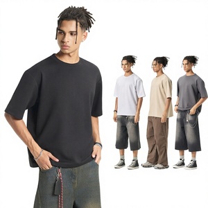 T-shirt Unisex a Maniche Corte in Cotone 230G Vintage RS Menswear U Family con Design Regolare sulle Spalle e Vestibilità Comoda - Product Image 1