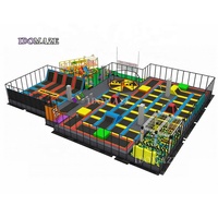 Fabricant d'équipements pour parcs de trampolines intérieurs commerciaux, parcours d'obstacles en mousse personnalisé pour enfants