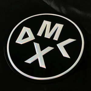 Timbratura a caldo ad alta frequenza 3D per abbigliamento abbigliamento T shirt cappellini - Product Image 5