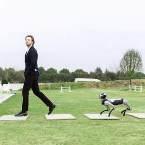 Atome magique ROS Robot quadrupède mécanique Chien AI Reconnaissance visuelle Programmation bionique Compagnon IOS OS 4GB Stockage Écran TFT - Product Image 2