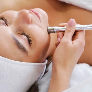 Estética 2026, Cleader Silk Peel HydraFusion Pro y Facial Diamond Glow para Refinar la Piel, Revela Tu Luminosidad - Product Image 2
