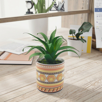 Vente en gros de mini bonsaïs artificiels réalistes en pot au design vert moderne pour décoration de mariage, de maison et de bureau