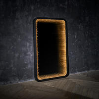 Applique murale LED contemporaine en cristal de roche carré pour chambre principale