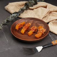 Friandises pour animaux de compagnie : Bâtonnets de patate douce avec des ingrédients entièrement naturels, comme des friandises pour chiens