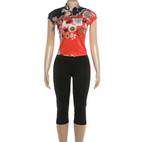 Nouvel ensemble décontracté deux pièces pour l'automne : T-shirt court imprimé et pantalon capri slim assorti