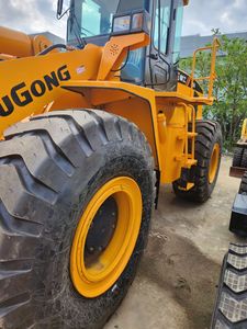 Liugong 856H utilisé chargeuse sur pneus 90% pneus 5ton avant pompe hydraulique d'origine AC cabine Weichai certificat CE pour la Construction - Product Image 5