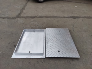 Durable 304 Stainless Steel Recessed <strong>Manhole</strong> <strong>Cover</strong> Anti-Slip Checkered Plate for Industrial Use - Product Image 3