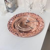 Assiettes de présentation vintage en plastique de 13 pouces, or rose, avec bord baroque gaufré, élégantes, pour table de dîner et mariage