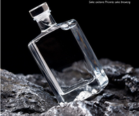 Bouteille de whisky en verre de luxe personnalisée 100ml-200ml à fond plat avec bouchon en liège et motif montagne pour rhum, whisky, liqueur, gin, vin, spiritueux, vodka