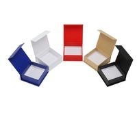 Couvercles de boîte cadeau magnétiques personnalisés Emballage de t-shirt Matériau en carton Revêtement UV Stratification mate Spécifications diverses
