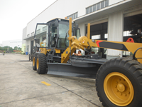 Nouvelle Niveleuse Routière Chinoise GR2153 de 220 CV à Vendre