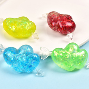 Juguete Blandito de Piruleta con Corazón Brillante, TPR Maltosa de Ascenso Lento, Juguete Antiestrés con Lentejuelas Transparentes para Alivio del Estrés y Descompresión - Product Image 6