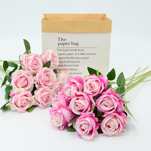 Rose Artificiali in Velluto per San Valentino, Decorazioni Sospese in Seta per Matrimoni e Feste a Tema Amore - Product Image 3