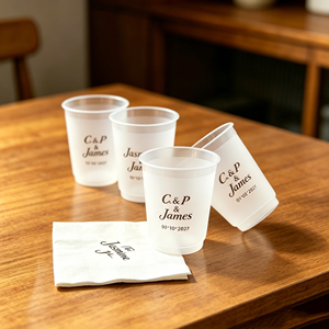 Gobelet en plastique transparent personnalisé avec logo pour <span class=keywords><strong>garçon</strong></span>, diamètre 98 mm, 12, 14, 16, 18, 20, 24 oz, pour thé au lait, café glacé, avec couvercle, pour mariage - Product Image 1
