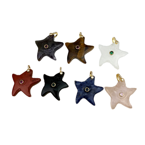 Pendentif étoile de mer mignon en obsidienne noire sculptée en forme d'étoile à cinq branches haut de gamme, plaqué or 18 carats, cadeau - Product Image 1