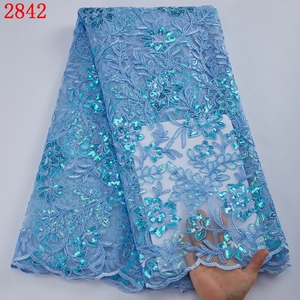 Nuovo Design 2842: Tessuto in Pizzo Africano con Paillettes e Ricami per Abiti da Sera di Lusso da Donna - Product Image 3